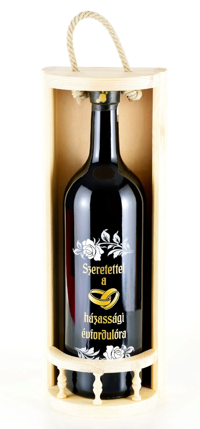 Cabernet Sauvignon-nal töltött homokfúvott, festett palack "Szeretettel a házassági évfordulóra" felirattal